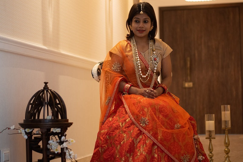 Miss Universe Pageant Bride Donned A Ginger Orange Lehenga, Flaunted Dewy  Makeup Done By Herself